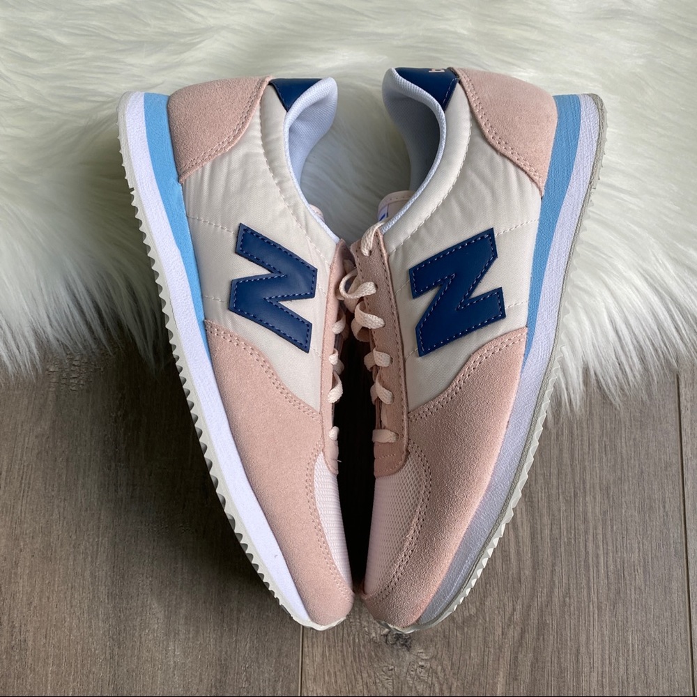 NWT New Balance 220 Women’s Shoes - Picture 8 of 11